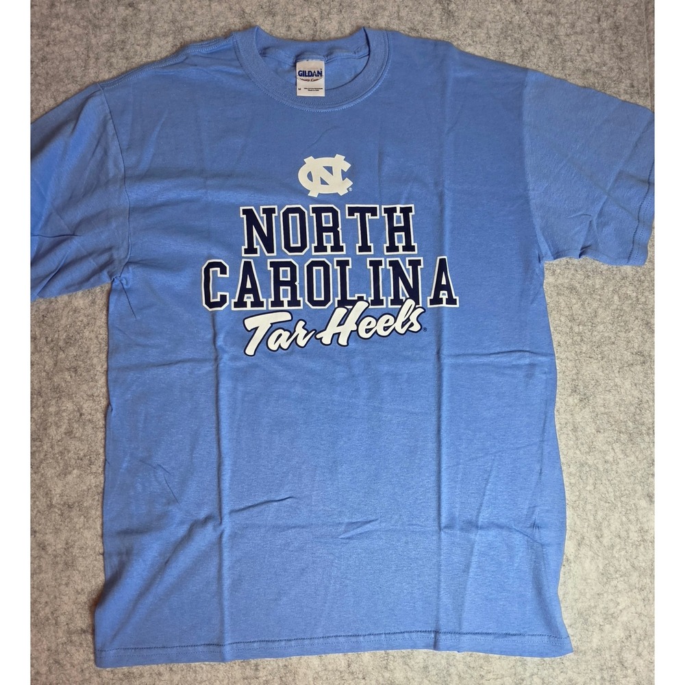 Gildan North Carolina Tar Heels T-Shirt Mens Medium UNC Blue Short Sleeve Cotton